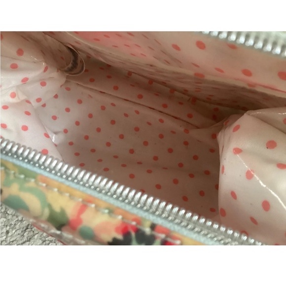 Cath Kidston Make up Bag Cosmetic Toiletry Case Floral Cream Storage Bag Pink - Picture 2 of 2